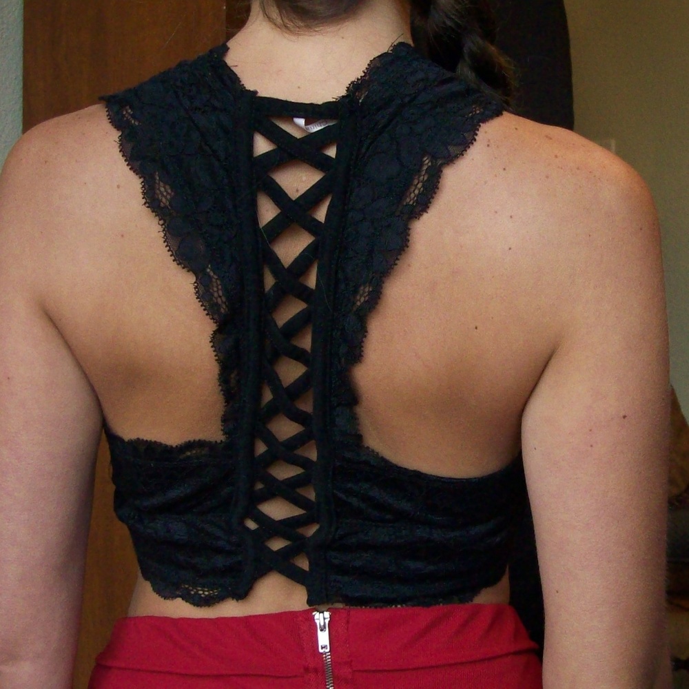 Boutique Poof Crop Top, Lace, Razor Back S Black